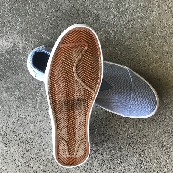 1 Left Nature Blue Textured Slip On Sneaker 9.5 - Picture 6 of 6